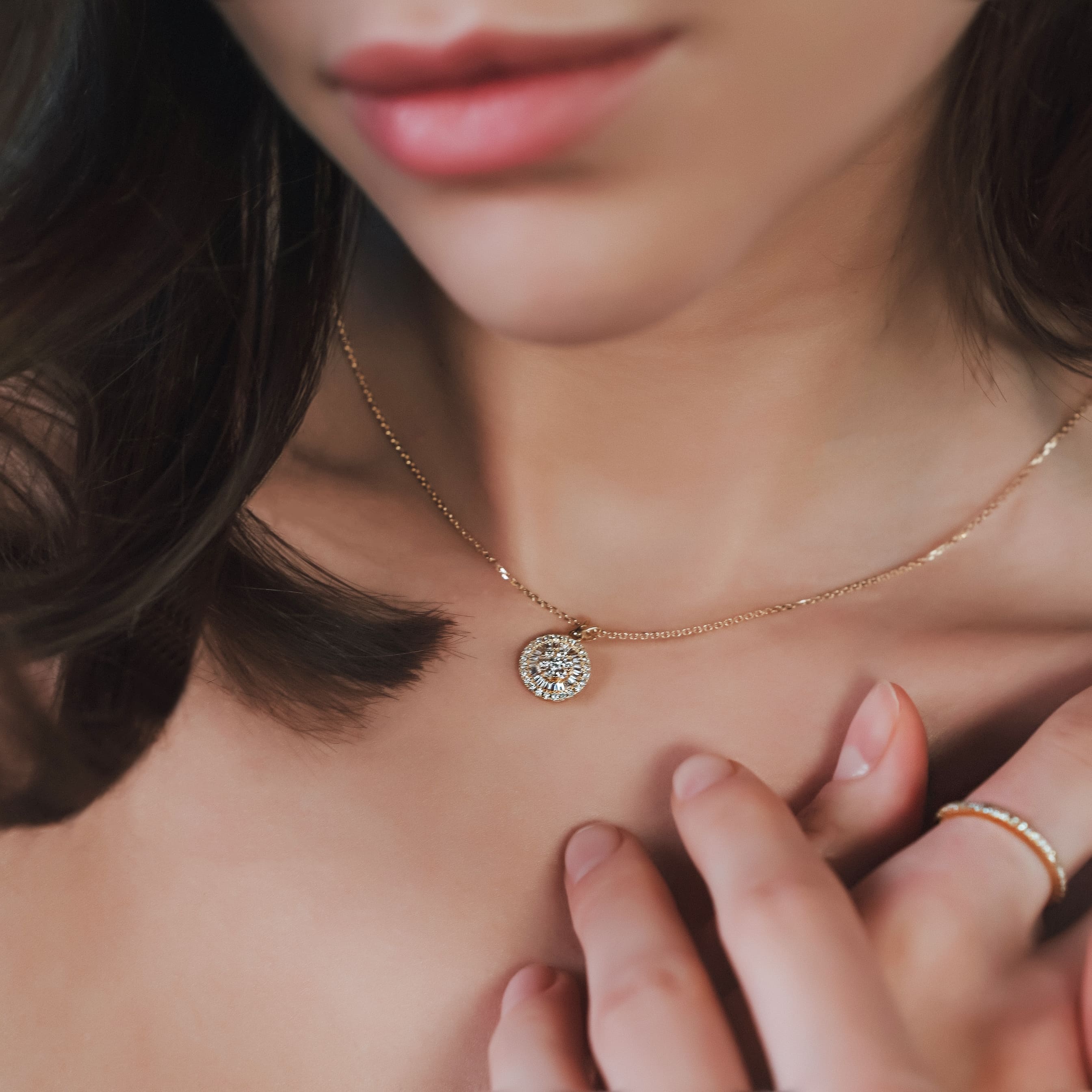 Подвеска из золота 750 с бриллиантами 0.38ct