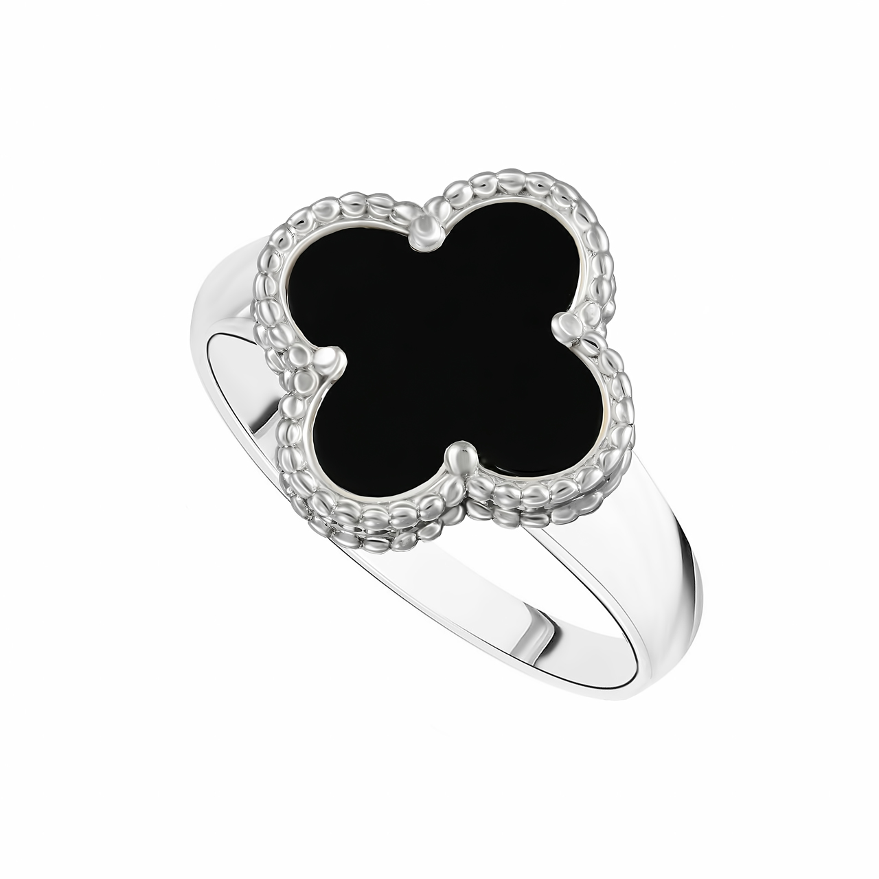 Серебряное кольцо с ониксом