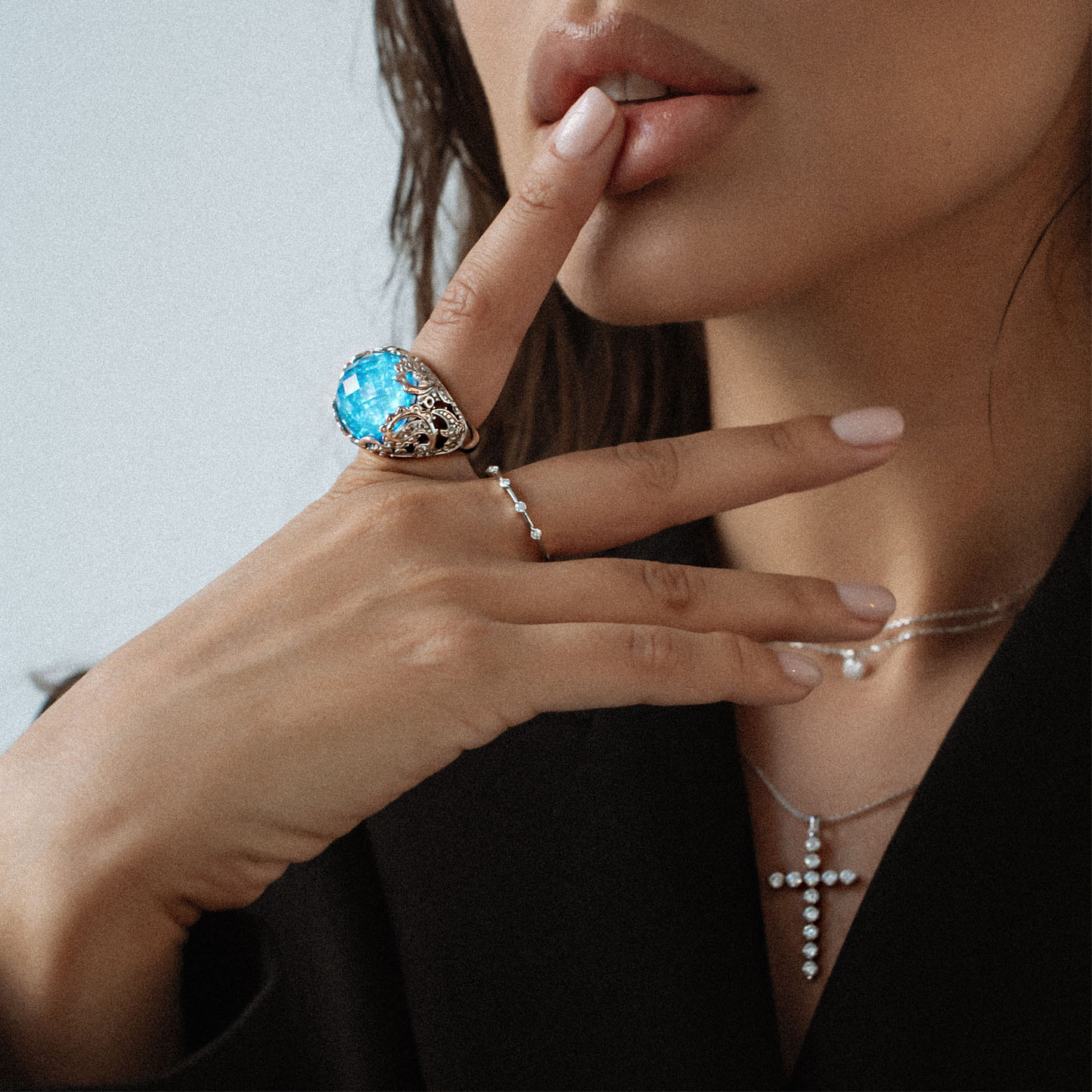 Золотая подвеска-крест с диаллантами 1.2ct