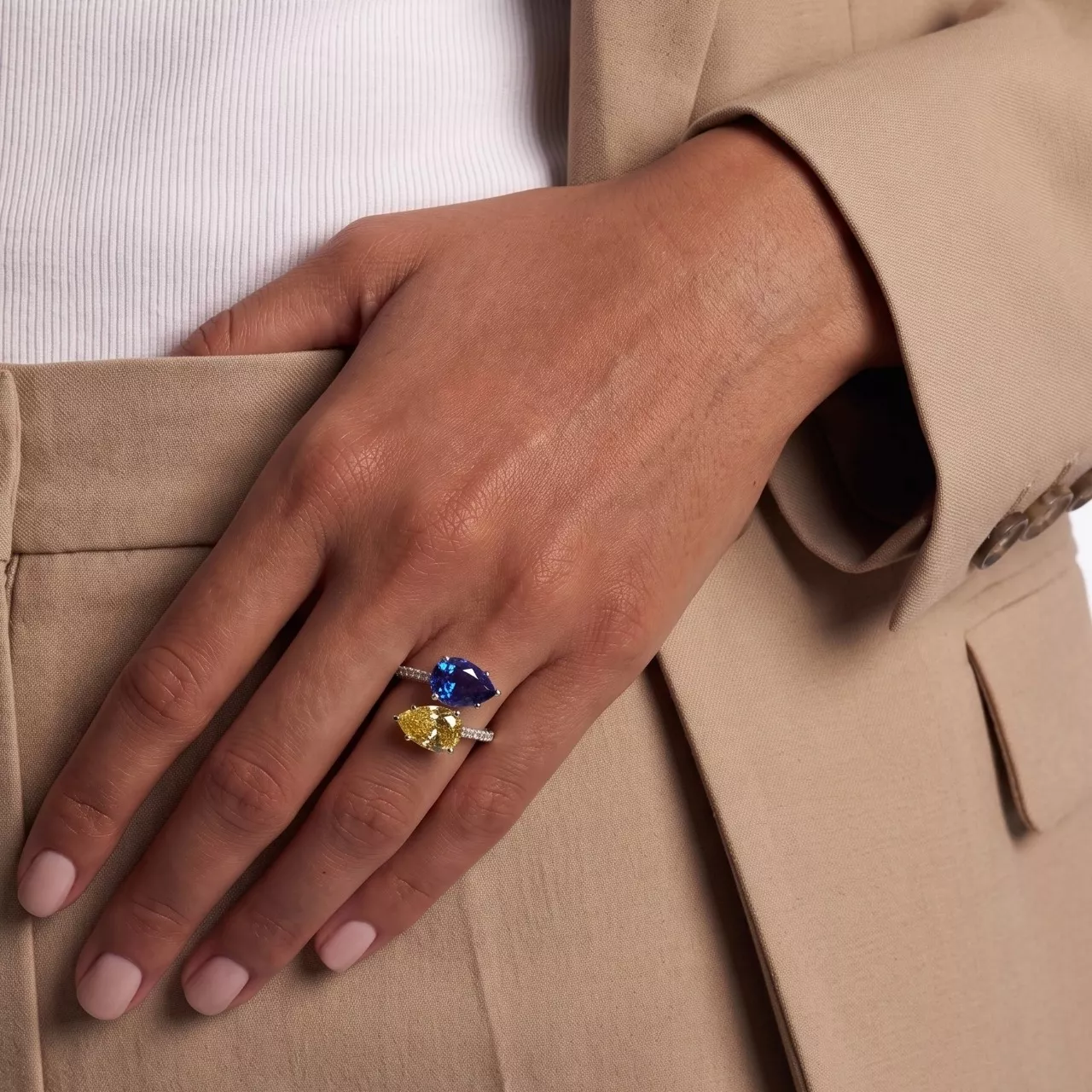 Серебряное кольцо с фианитами