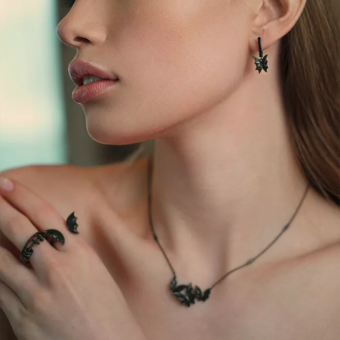 Серебряное кольцо "Radiance of the night" с подвижными элементами