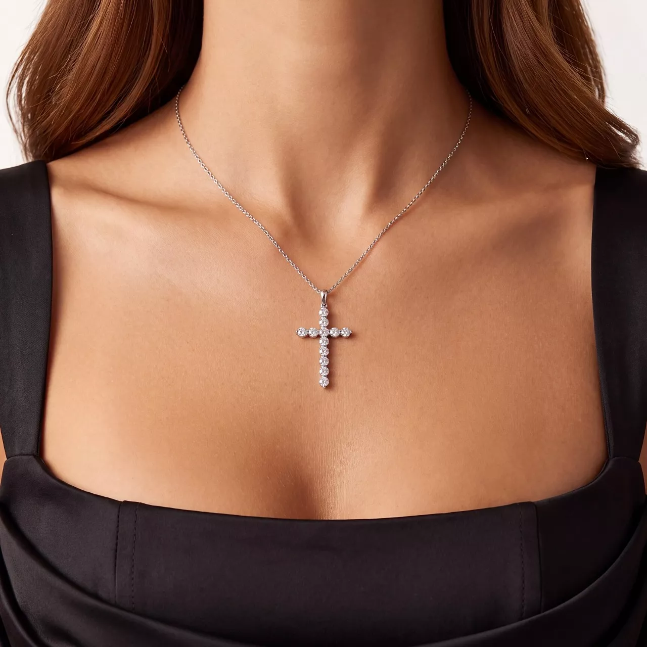 Золотая подвеска-крест с диаллантами 1.2ct