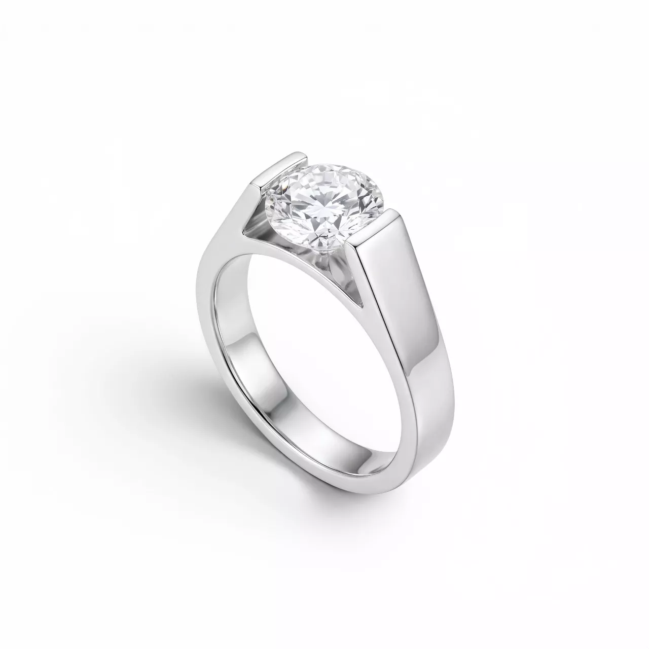 Золотое кольцо с диаллантом 1.5ct огранки "Круг"