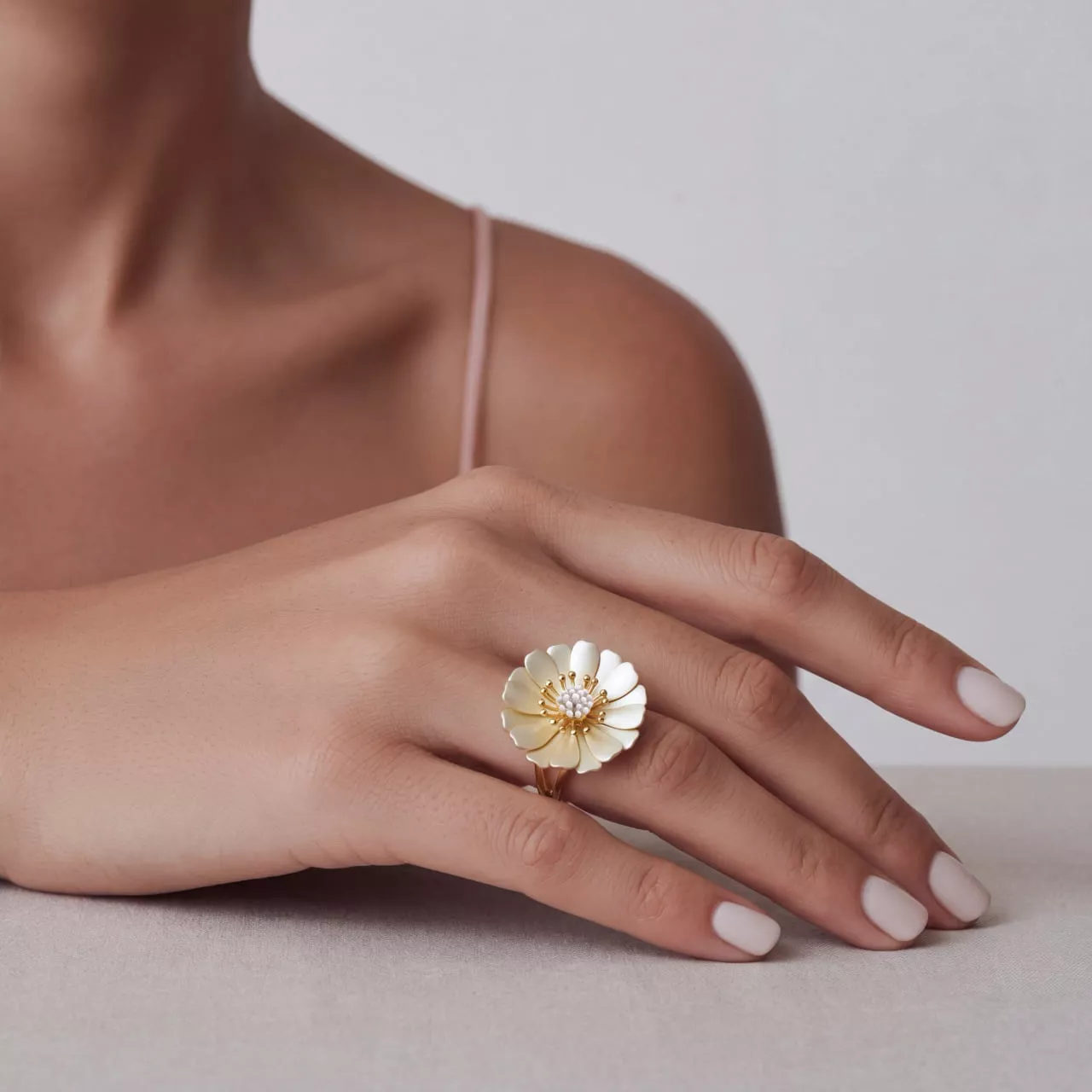 Кольцо "Ivory Bloom Elegance"